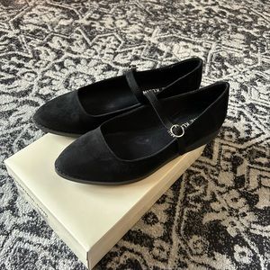 Anne Klein size 9 “Sissy” mary jane flat.  Black
